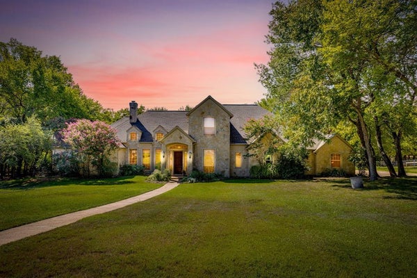 392 CREEK BEND DR, ALEDO, TX 76008 - Image c22cbd26b1d2e293a5ca76999936da8c/3425479218
