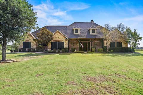 Photo of 1354 Shadow Lakes Drive, Wills Point, TX 75169 (MLS # 21342357)