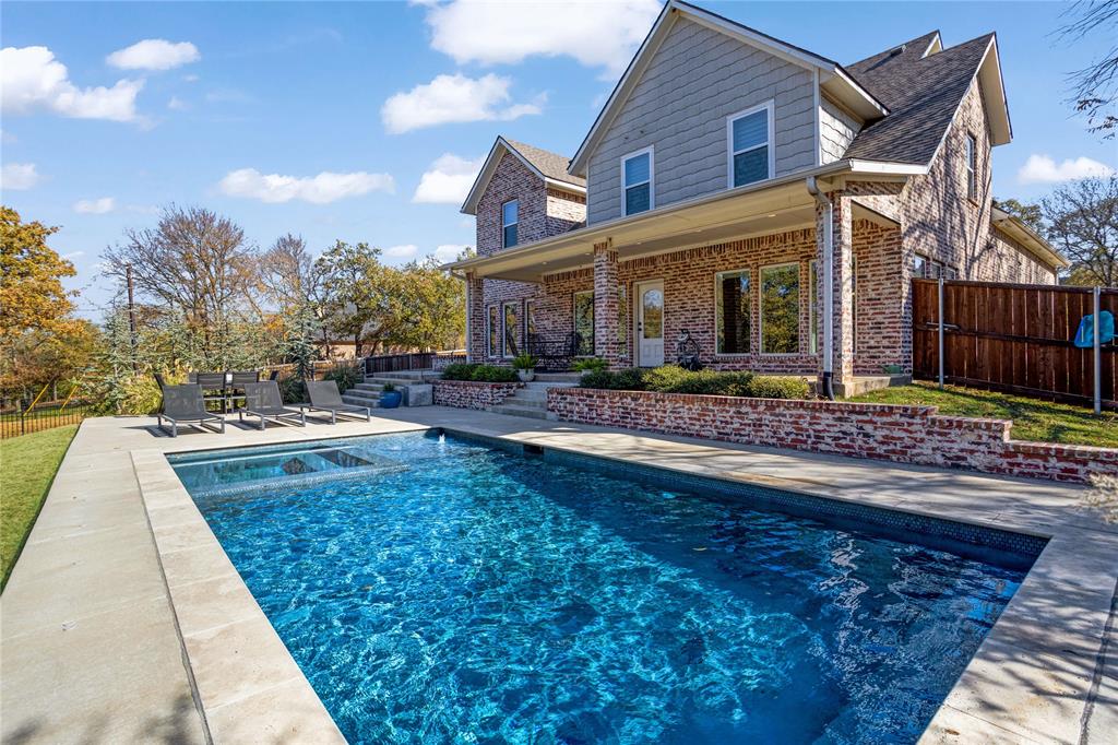 Red Oak - Residential