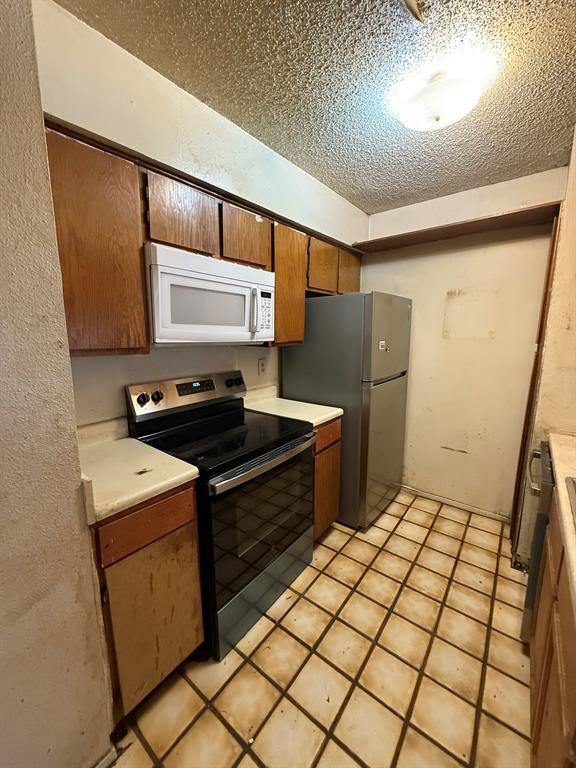 Tealwood On The Creek Condo - Residential