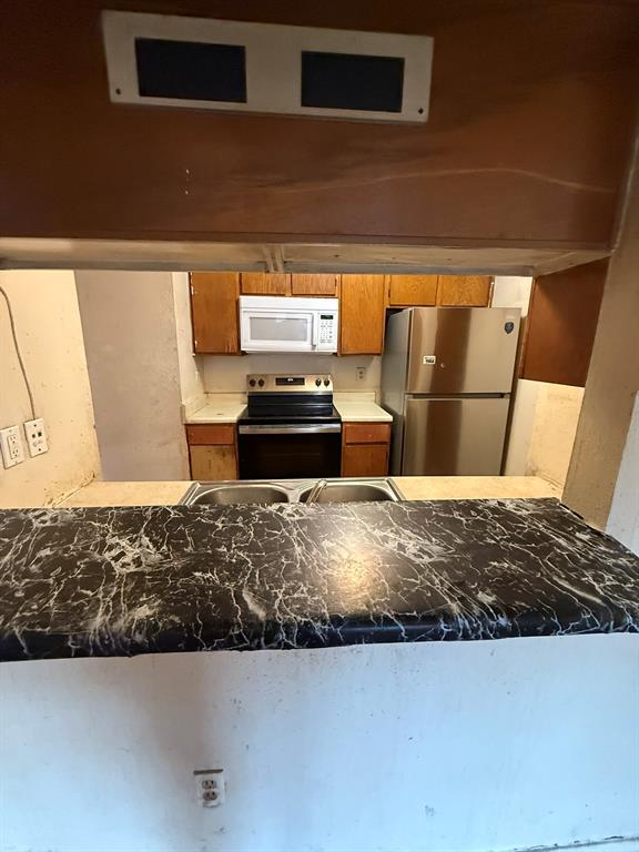 Tealwood On The Creek Condo - Residential