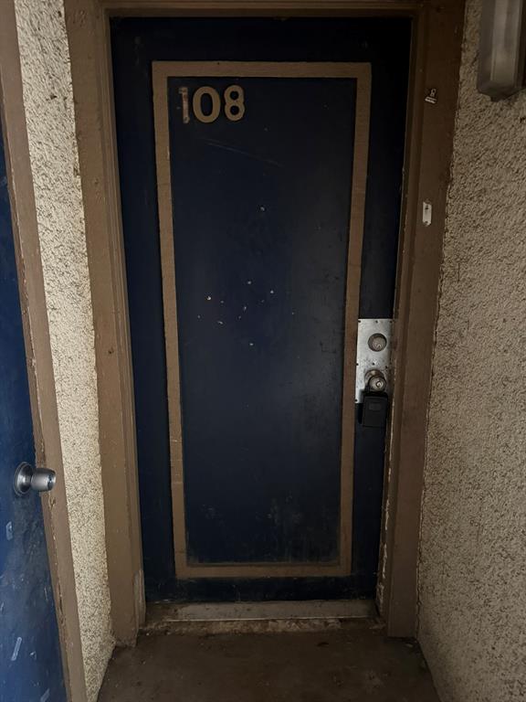 Tealwood On The Creek Condo - Residential