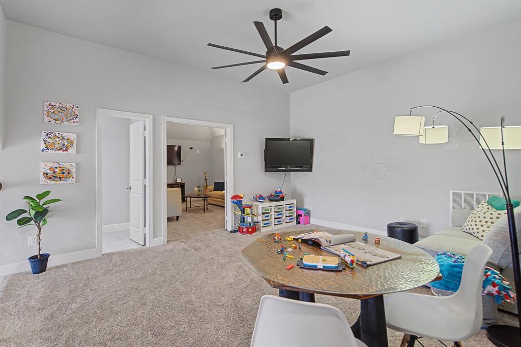 Hunter Lakes - Residential