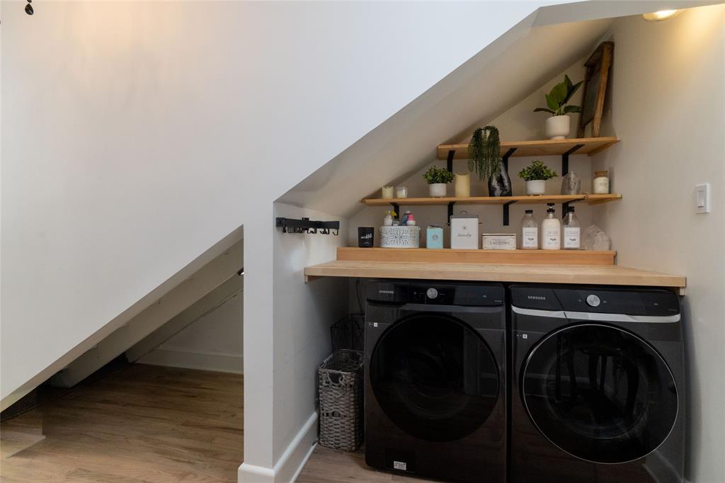 King Sub - Residential