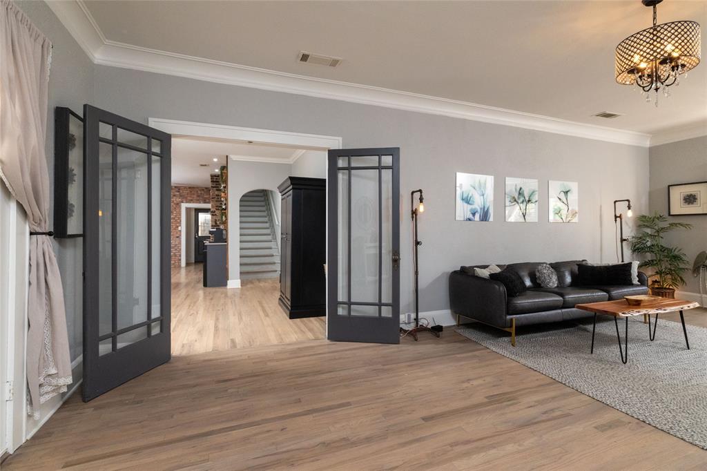 King Sub - Residential