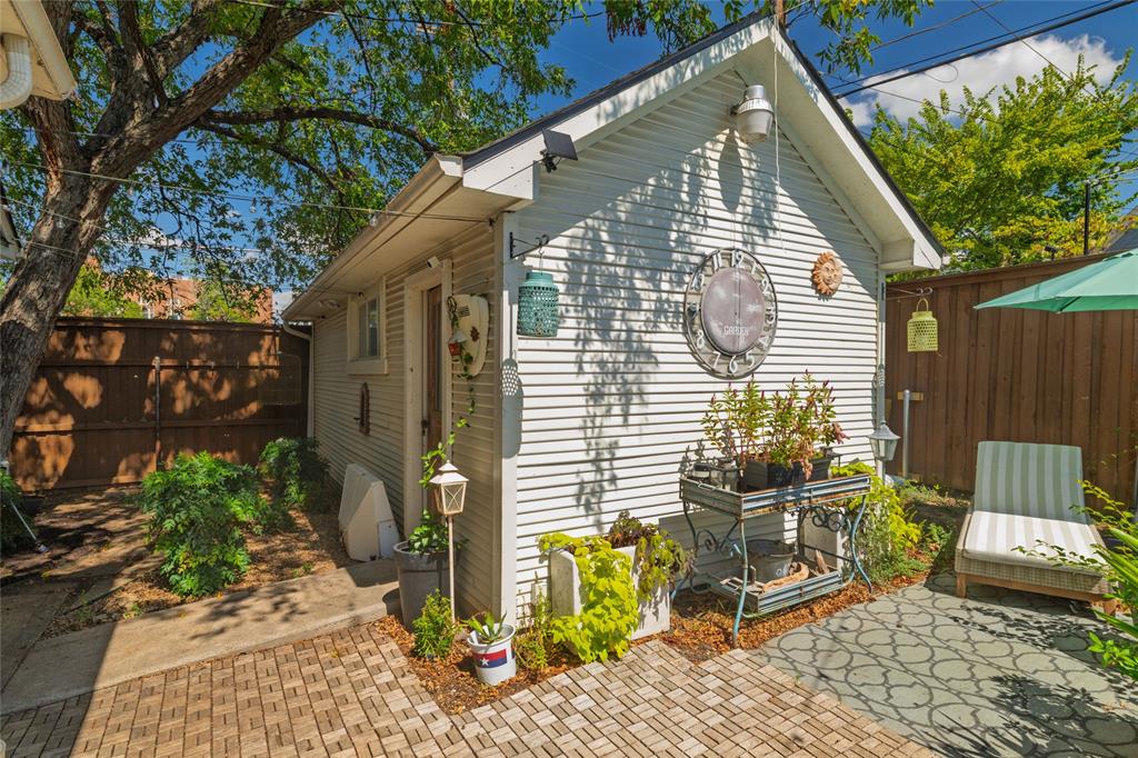 King Sub - Residential