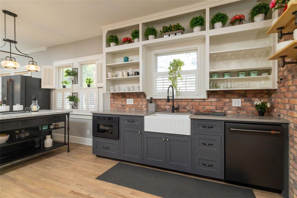 King Sub - Residential