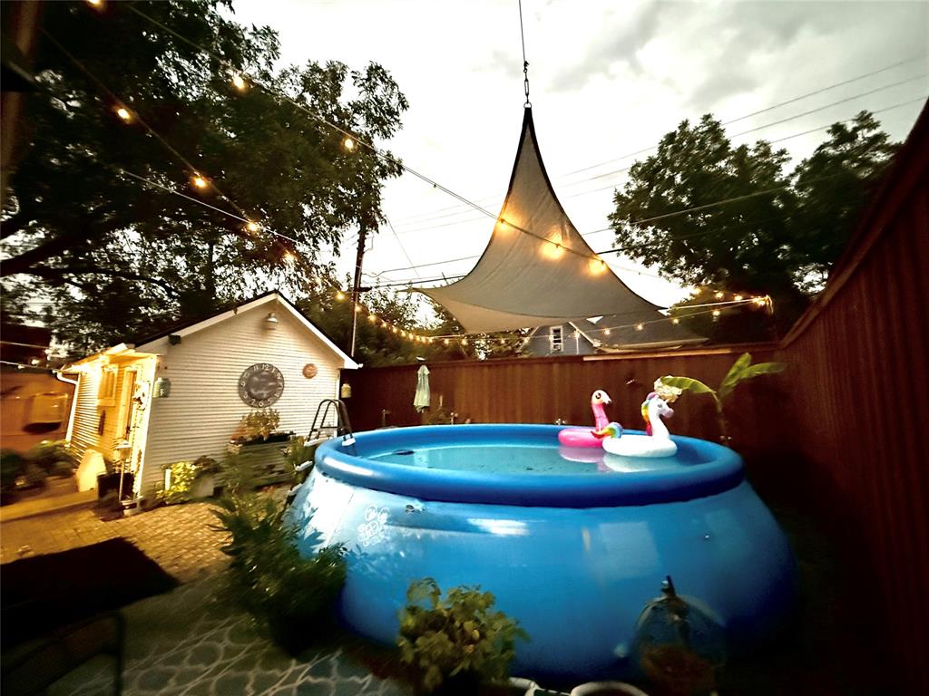 King Sub - Residential