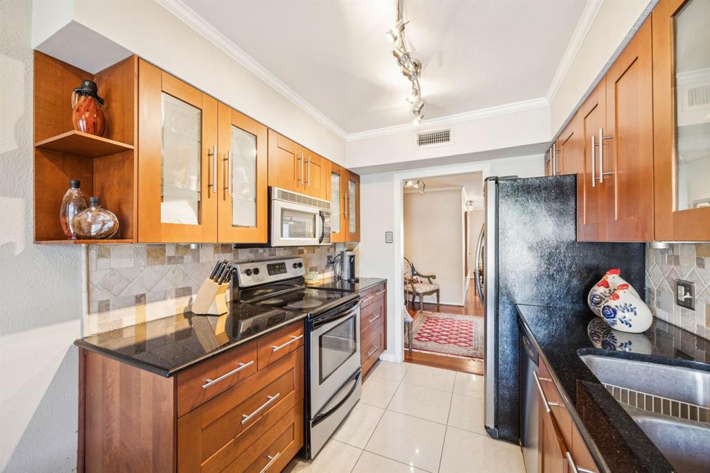 Park Central Condo - Residential