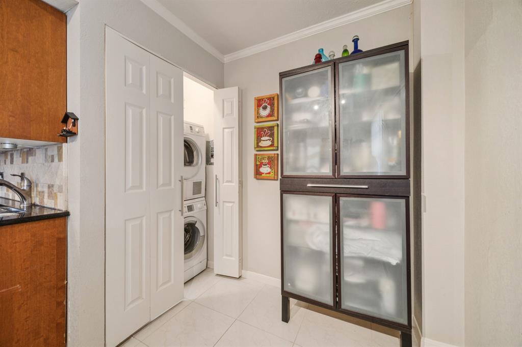 Park Central Condo - Residential