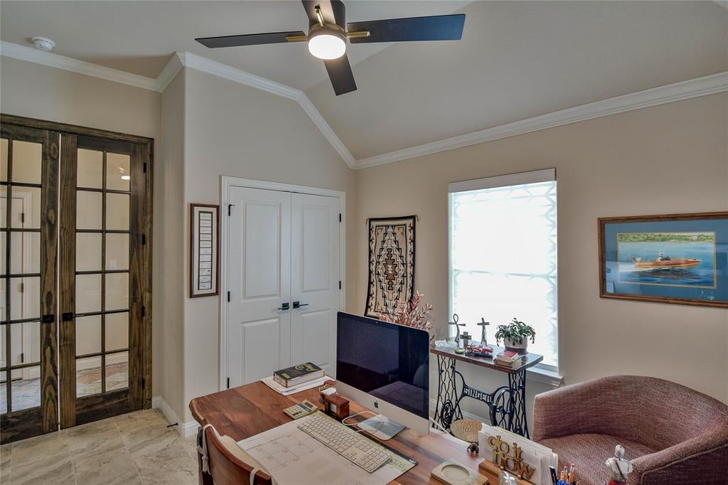 1453 Highland Park Circle