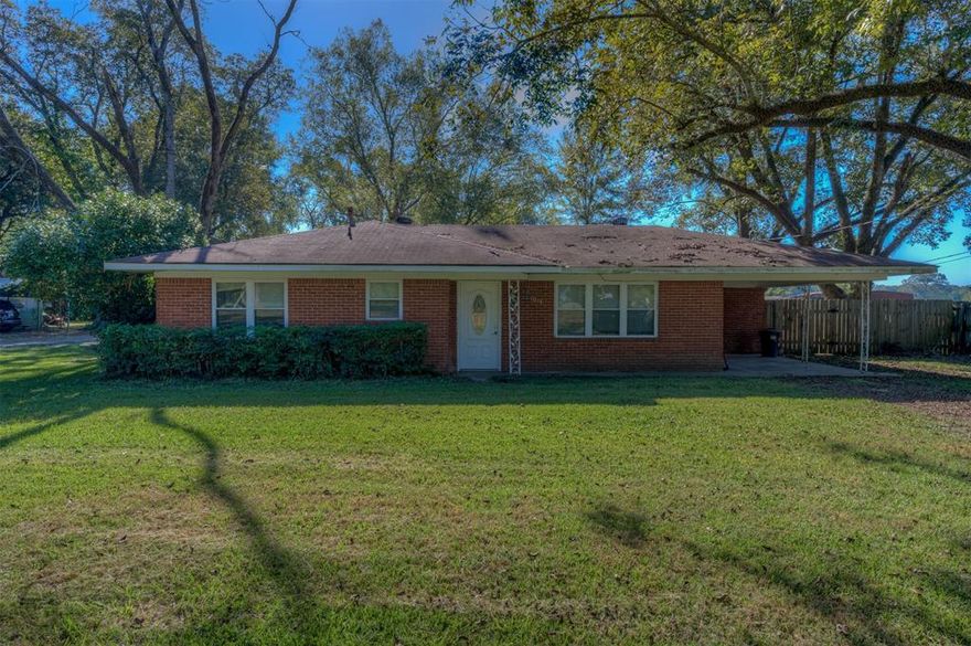Cute and cozy home on Mill Street in Ringgold. 2 beds and 1 full bath with a nice storage building in the fully fenced in back yard. This home has been well maintained and cared for. Will qualify for all financing types.