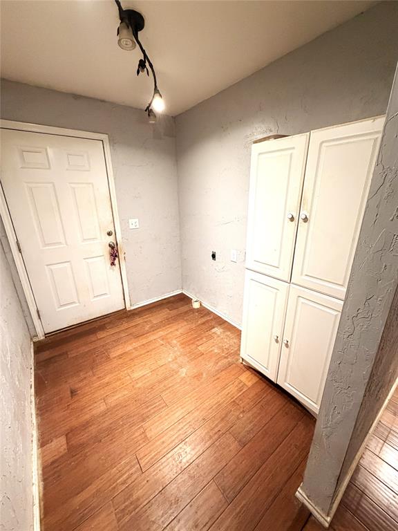 Connellee Place - Residential