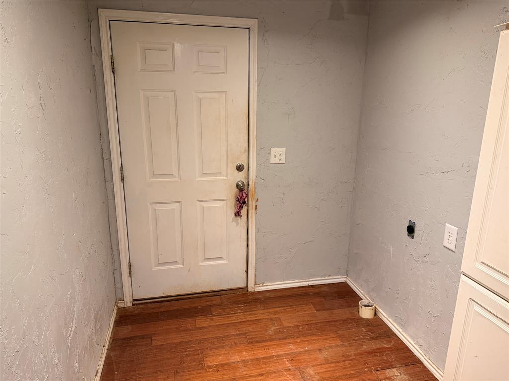 Connellee Place - Residential