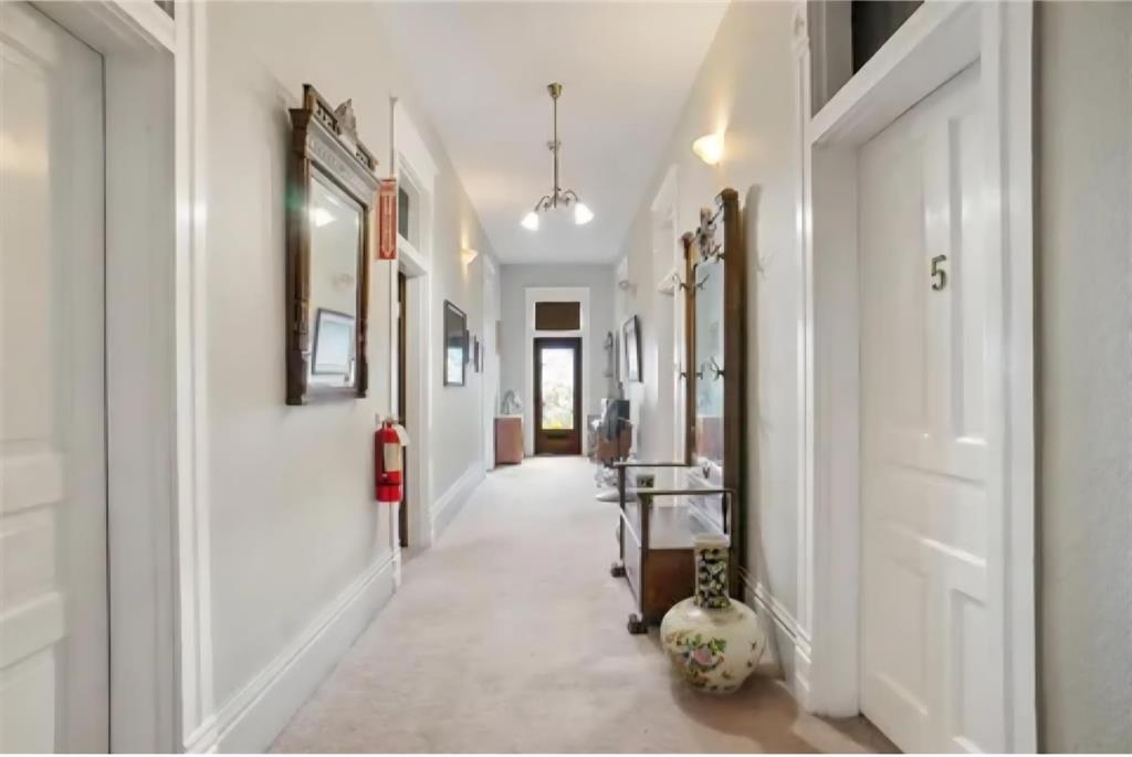 Victorian House - Commercial Sale