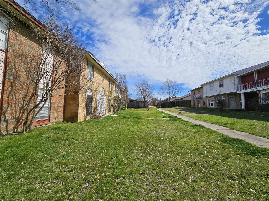 2208 Statler Drive