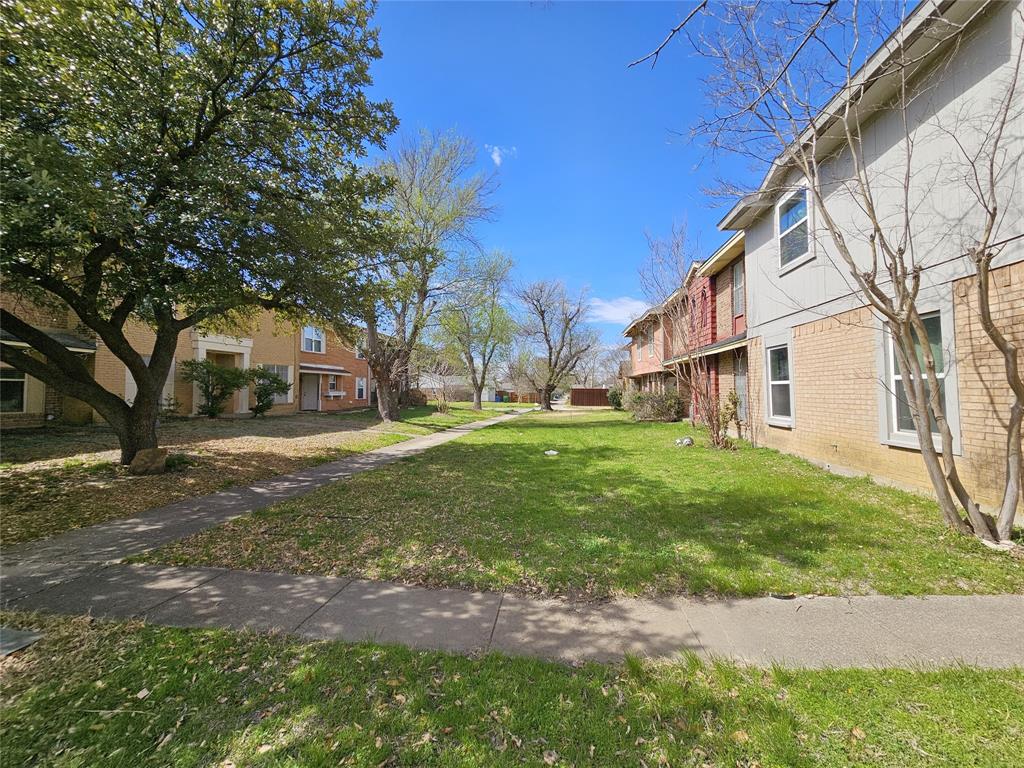 2208 Statler Drive