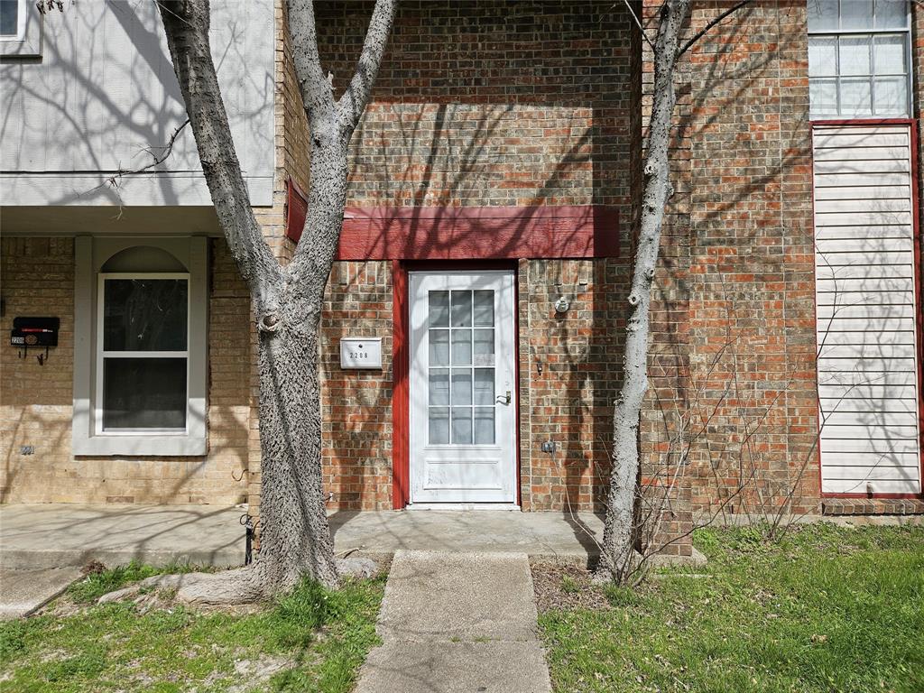 2208 Statler Drive