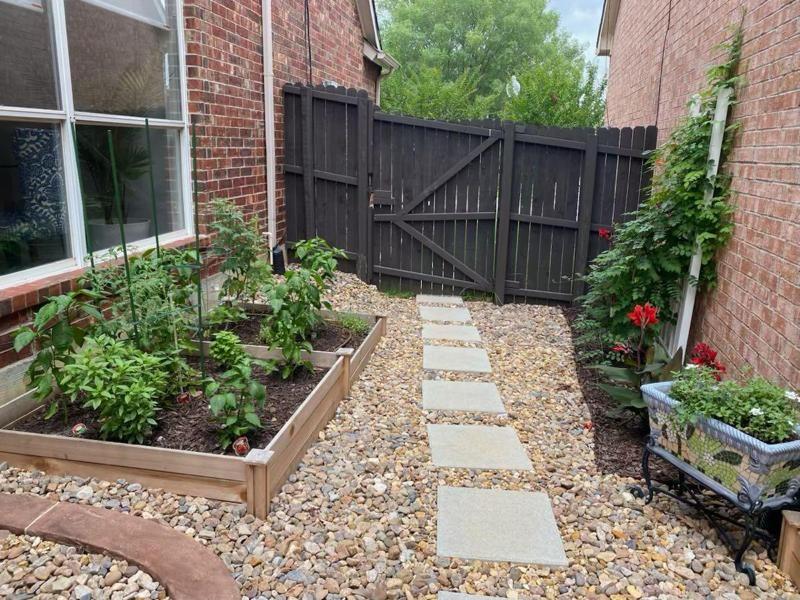 HACKBERRY CREEK VILLAGE PH 4 - Residential