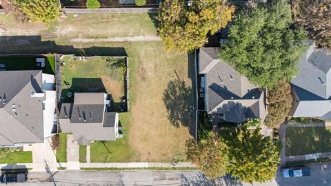 5851 La Vista Court Dallas TX 75206