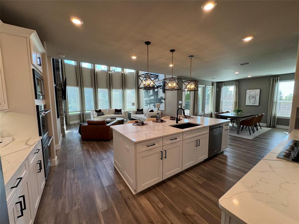 Frontier Estates - Residential Lease