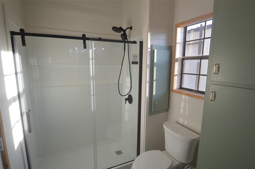 CLARK ALFRED A-G0206, ACRES .9973 - Residential