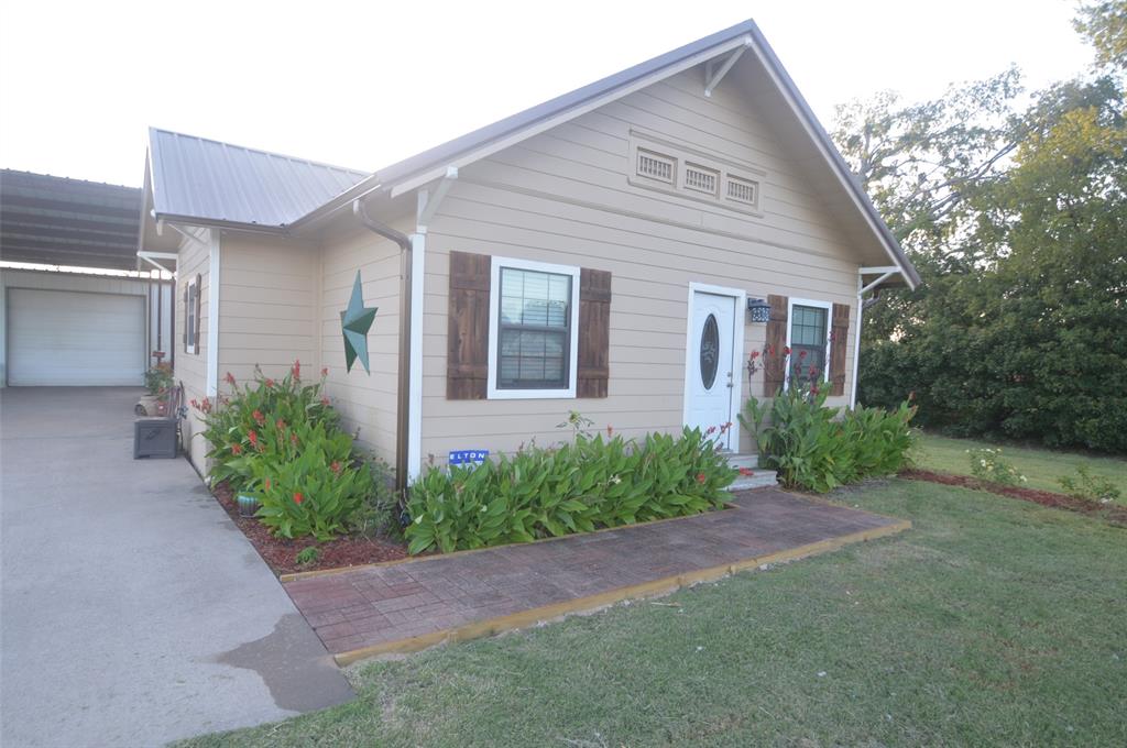 CLARK ALFRED A-G0206, ACRES .9973 - Residential