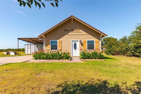 261 Red Road Howe TX 75459