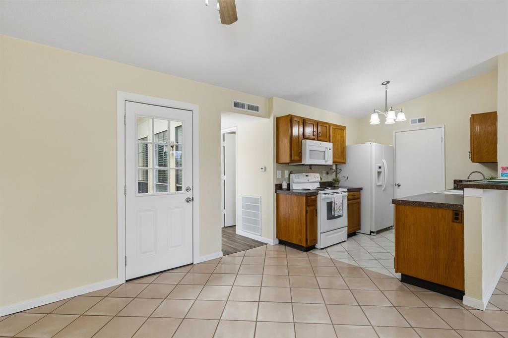 Colony 25 - Residential