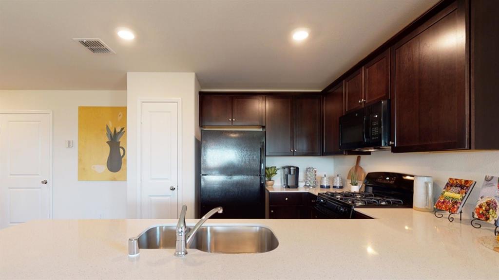 Bluebonnet Estates - Residential Lease