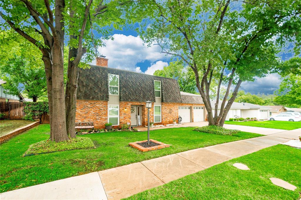 2121 Mountainview Drive