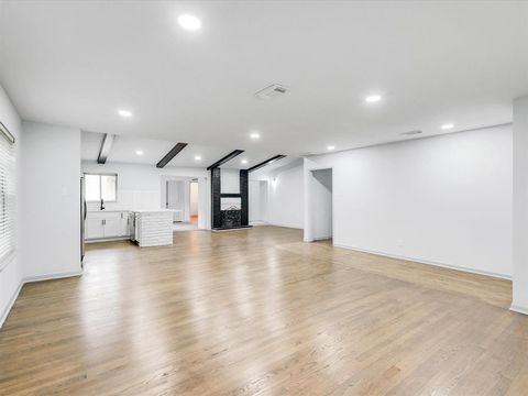 Tiny photo for 10039 Shadyview Drive, Dallas, TX 75238 (MLS # 21201196)