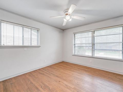 Tiny photo for 10039 Shadyview Drive, Dallas, TX 75238 (MLS # 21201196)