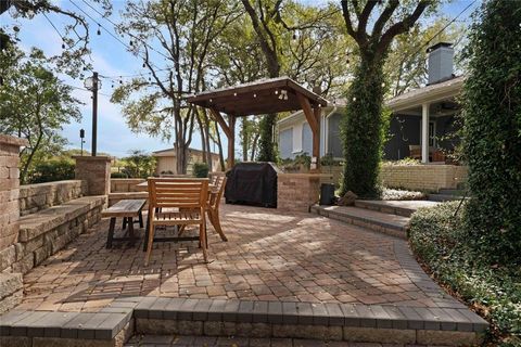 Tiny photo for 605 Highwoods Trail, Fort Worth, TX 76112 (MLS # 21099165)