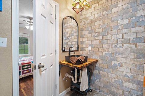 Tiny photo for 605 Highwoods Trail, Fort Worth, TX 76112 (MLS # 21099165)