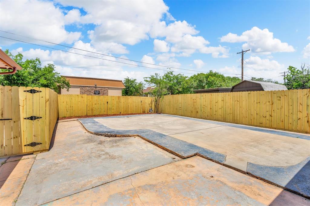 4109 Twin Falls Street