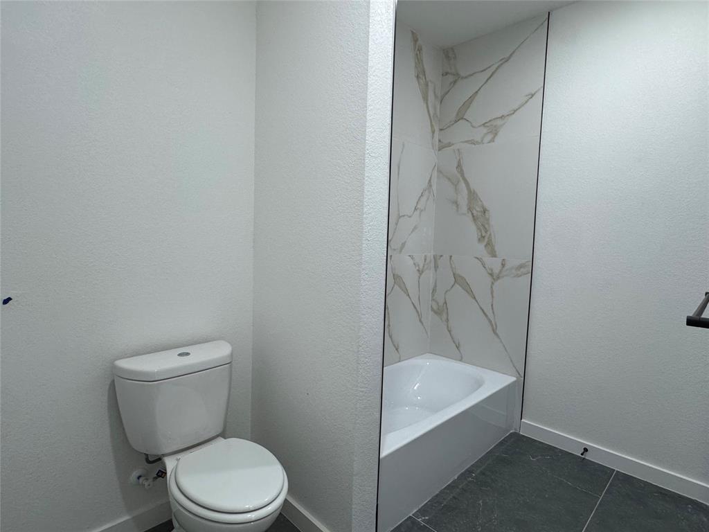 S2028 Aerobic Lane - Residential Lease