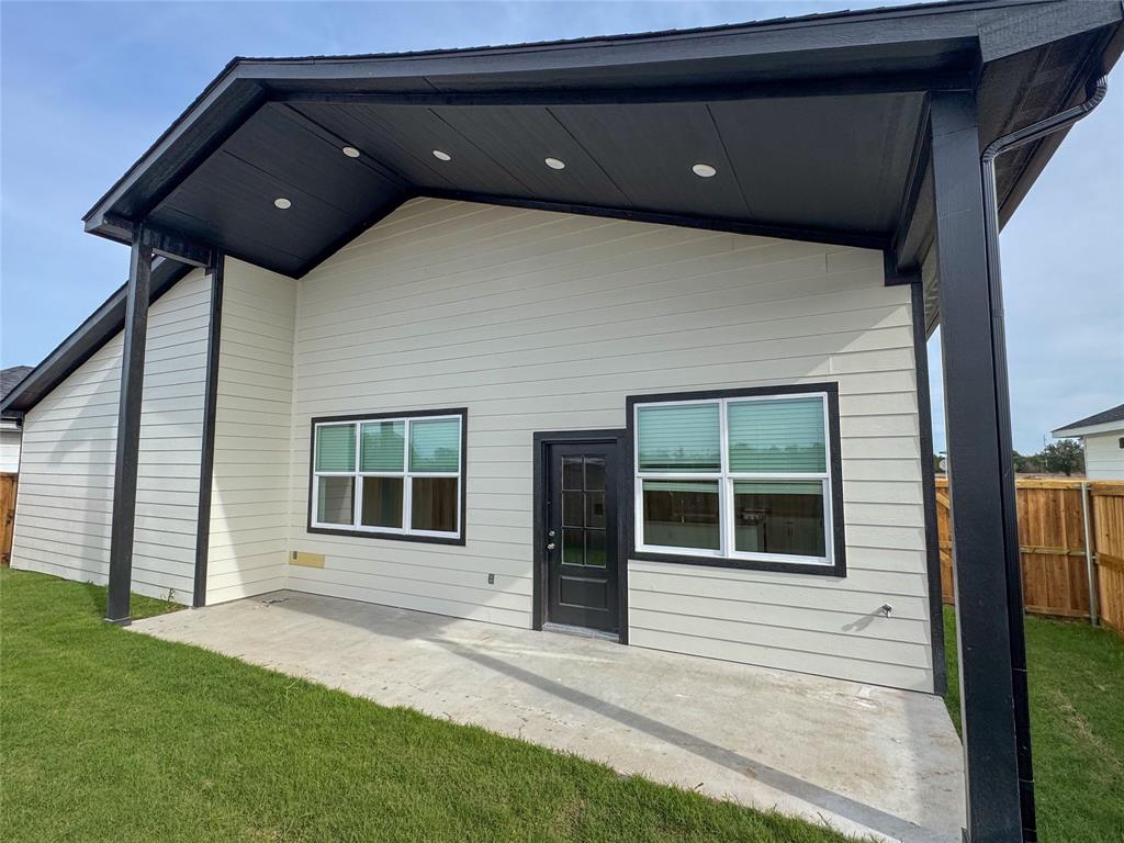 S2028 Aerobic Lane - Residential Lease