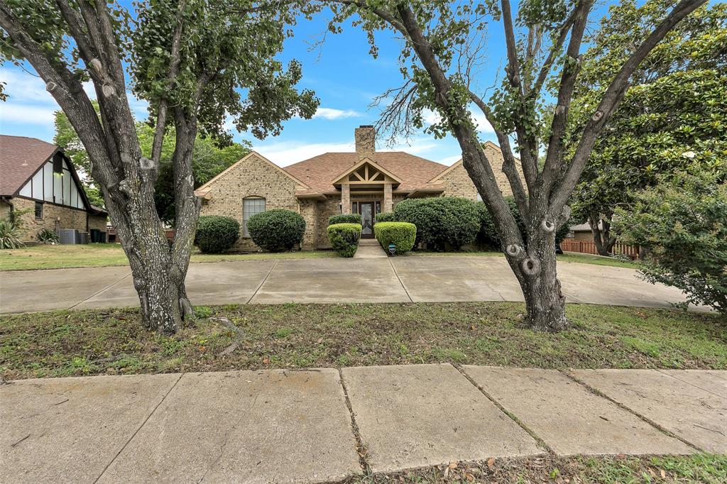 2425 Northgate Drive W