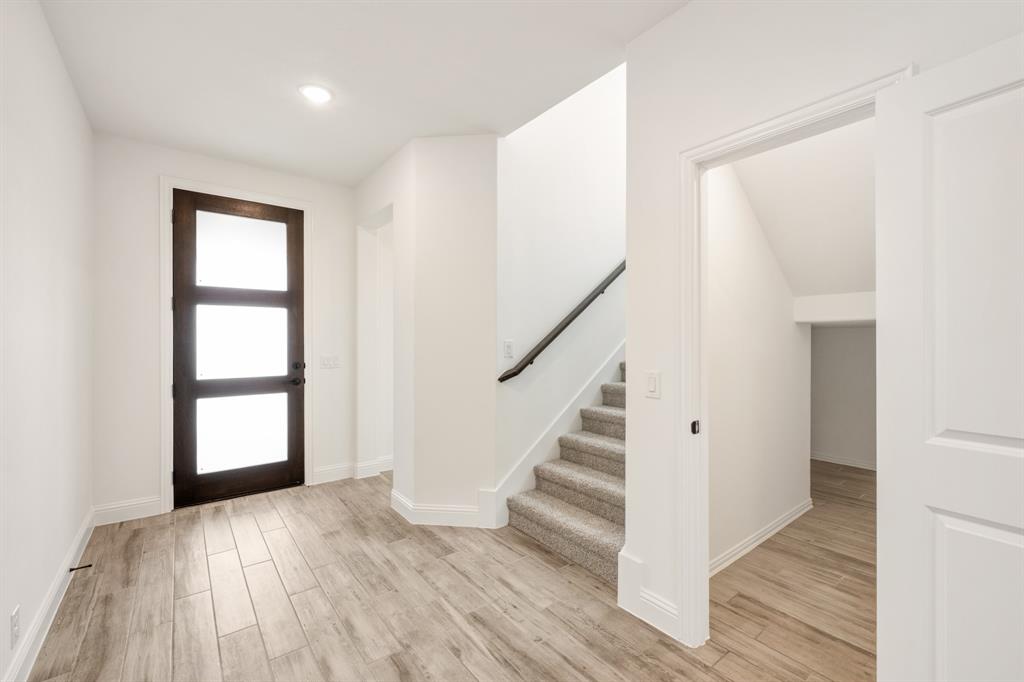 798 Alder Drive