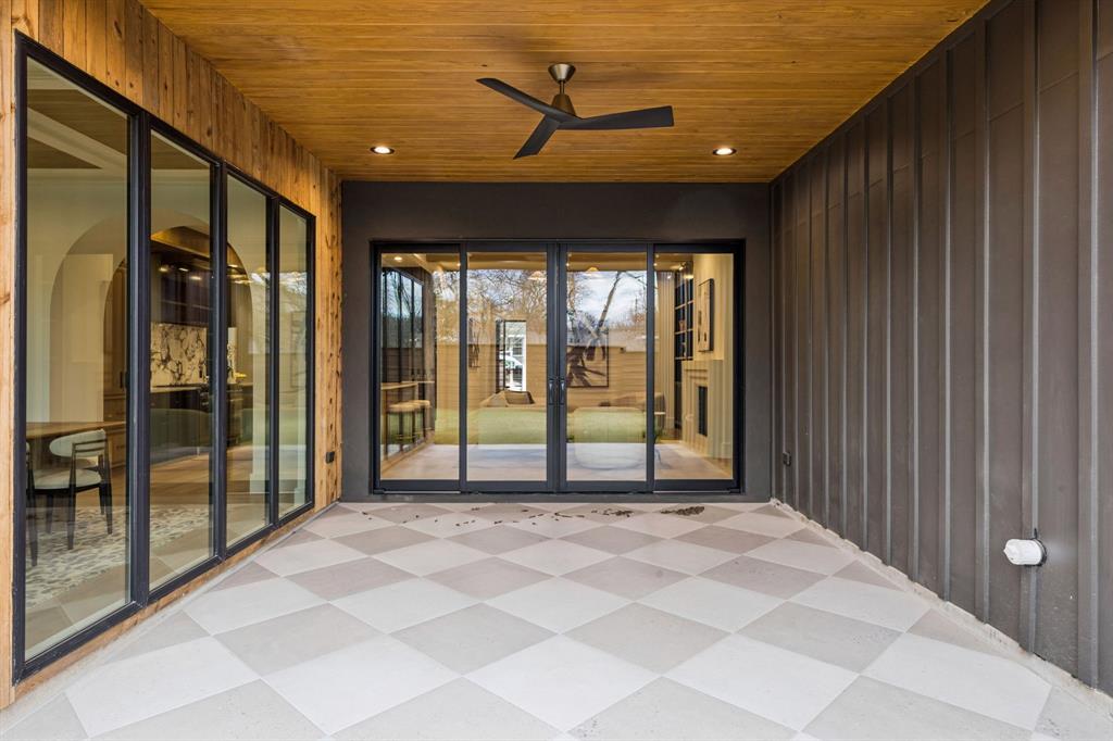 LAKELAND TERRACE - Residential