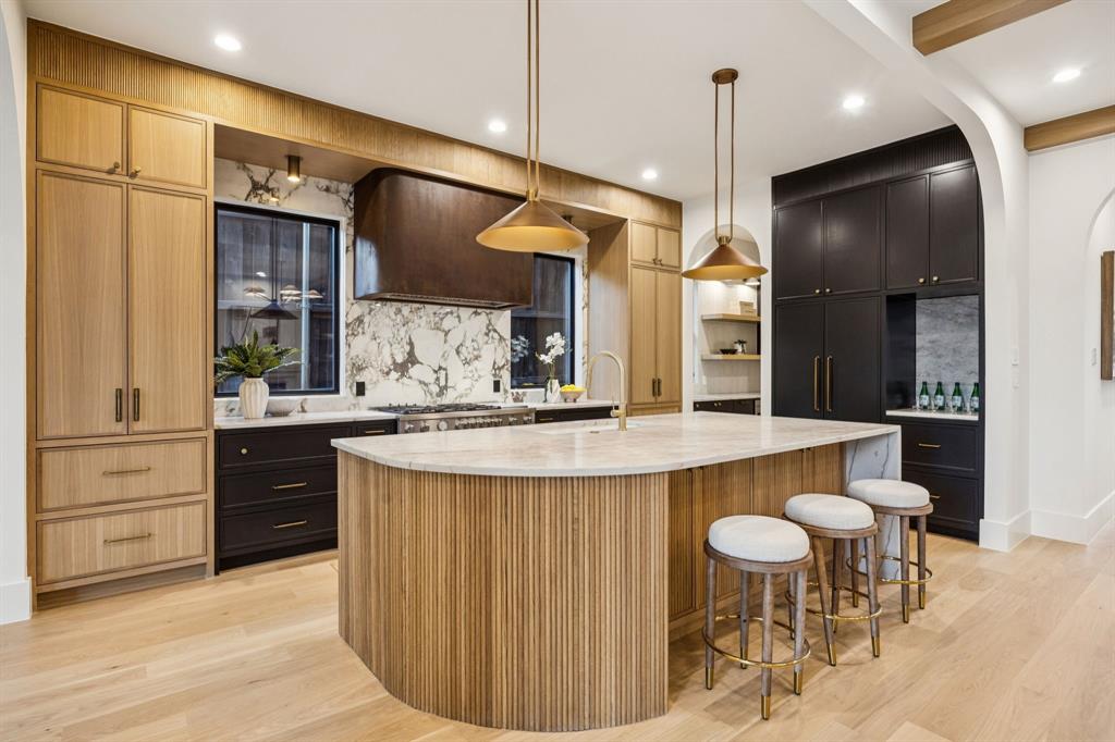 LAKELAND TERRACE - Residential