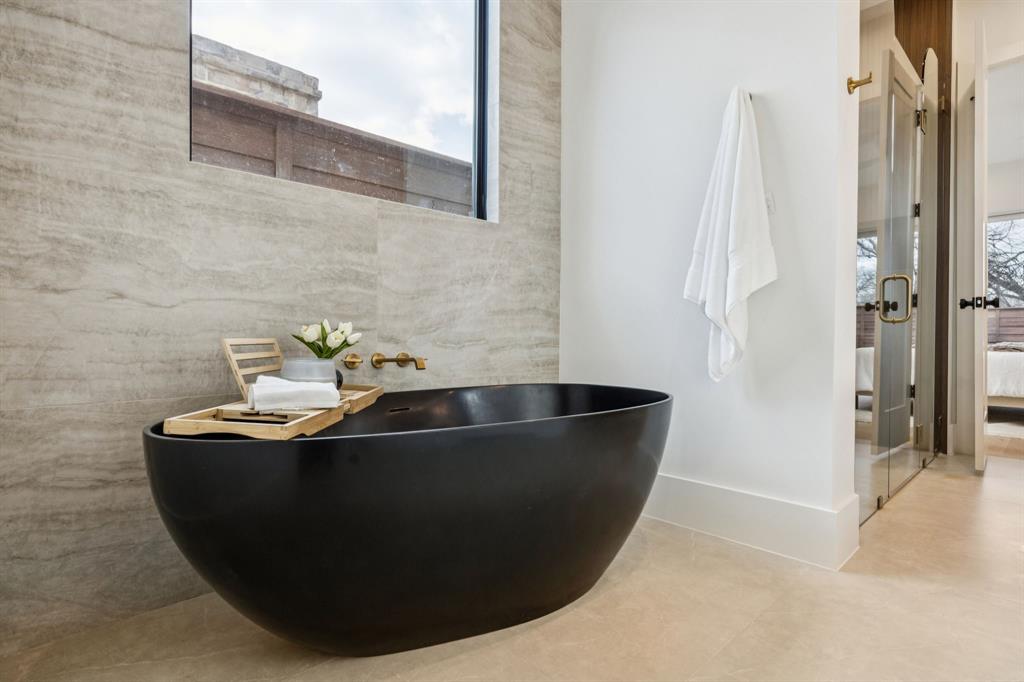 LAKELAND TERRACE - Residential