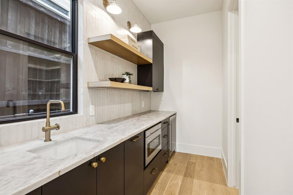 LAKELAND TERRACE - Residential