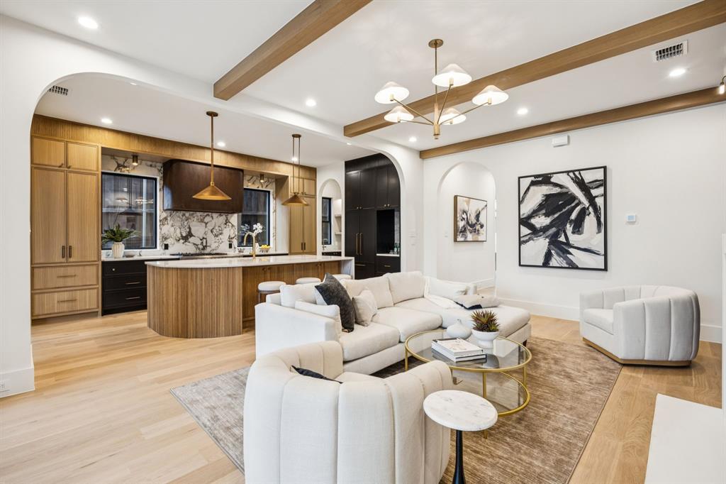 LAKELAND TERRACE - Residential