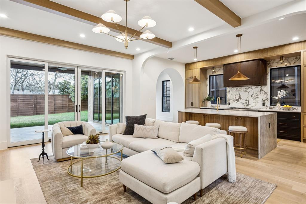 LAKELAND TERRACE - Residential