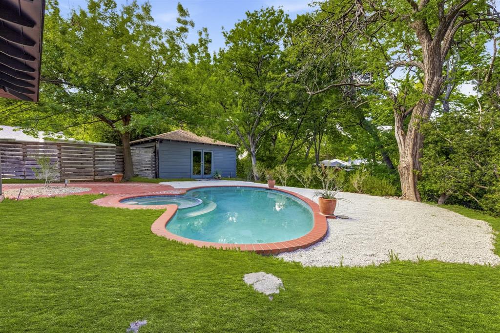Ridgewood Park 02 - Residential