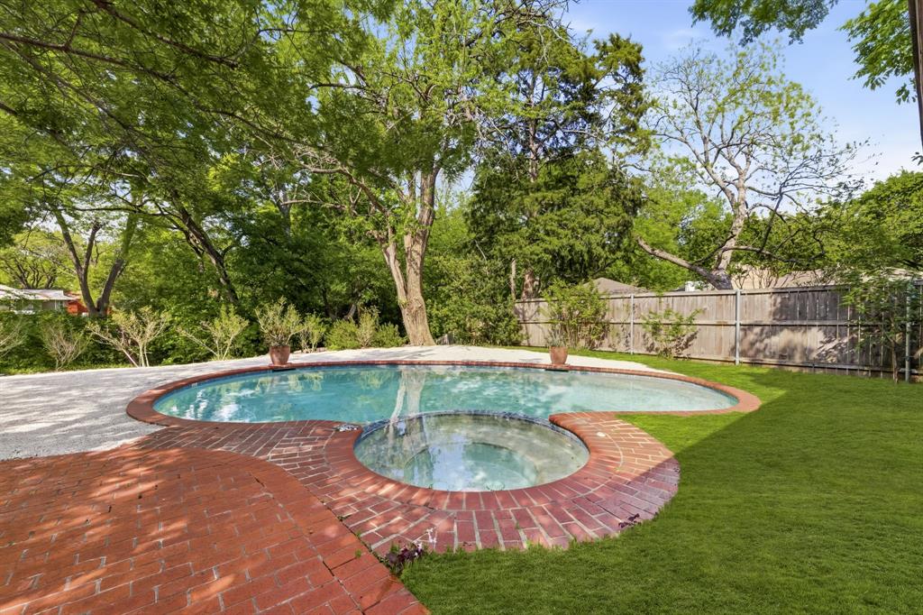 Ridgewood Park 02 - Residential