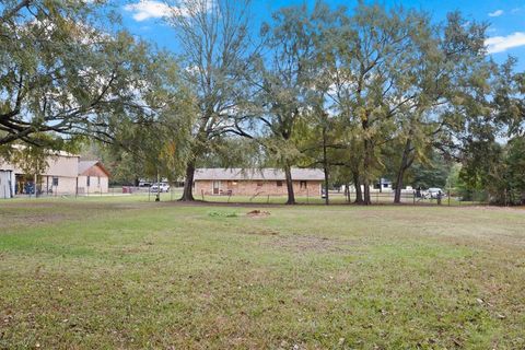 Tiny photo for 229 County Road 3215, Mount Pleasant, TX 75455 (MLS # 21100468)