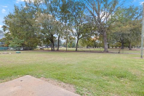 Tiny photo for 229 County Road 3215, Mount Pleasant, TX 75455 (MLS # 21100468)